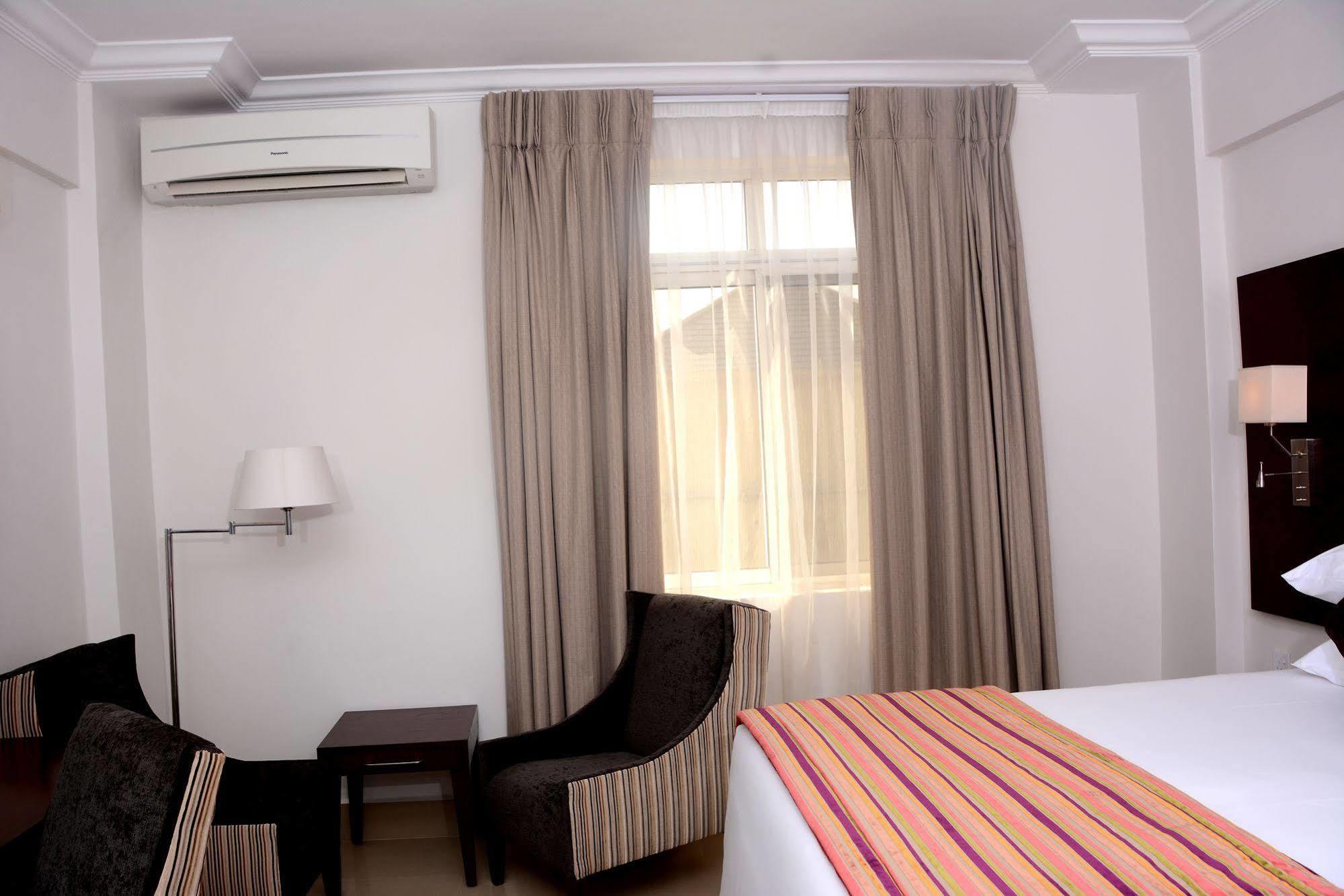 Protea Hotel Asokoro Abuja Exterior foto